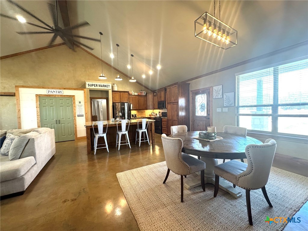 516 Cedar Mountain Road Property Photo 5