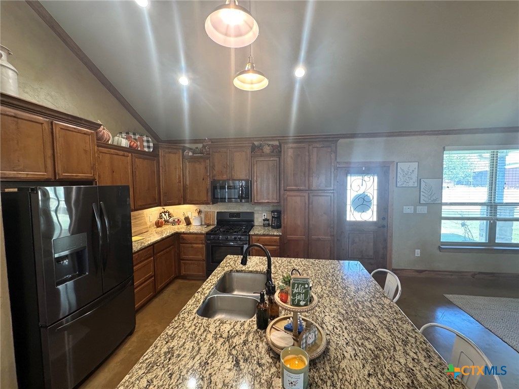 516 Cedar Mountain Road Property Photo 8
