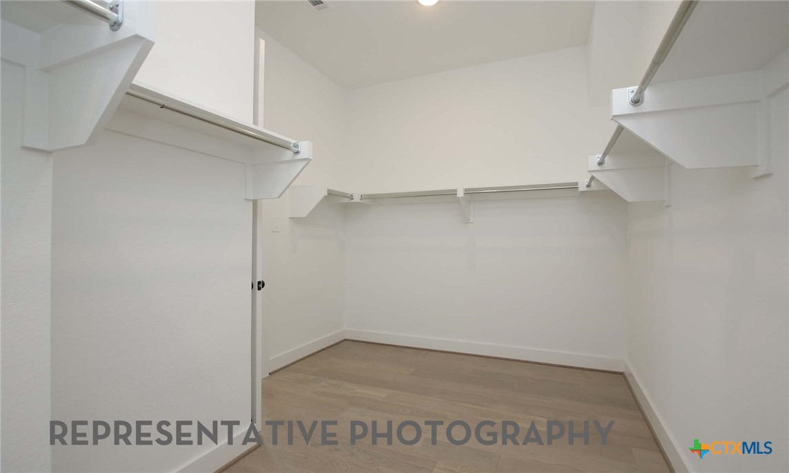 1823 Haecker View Property Photo 11