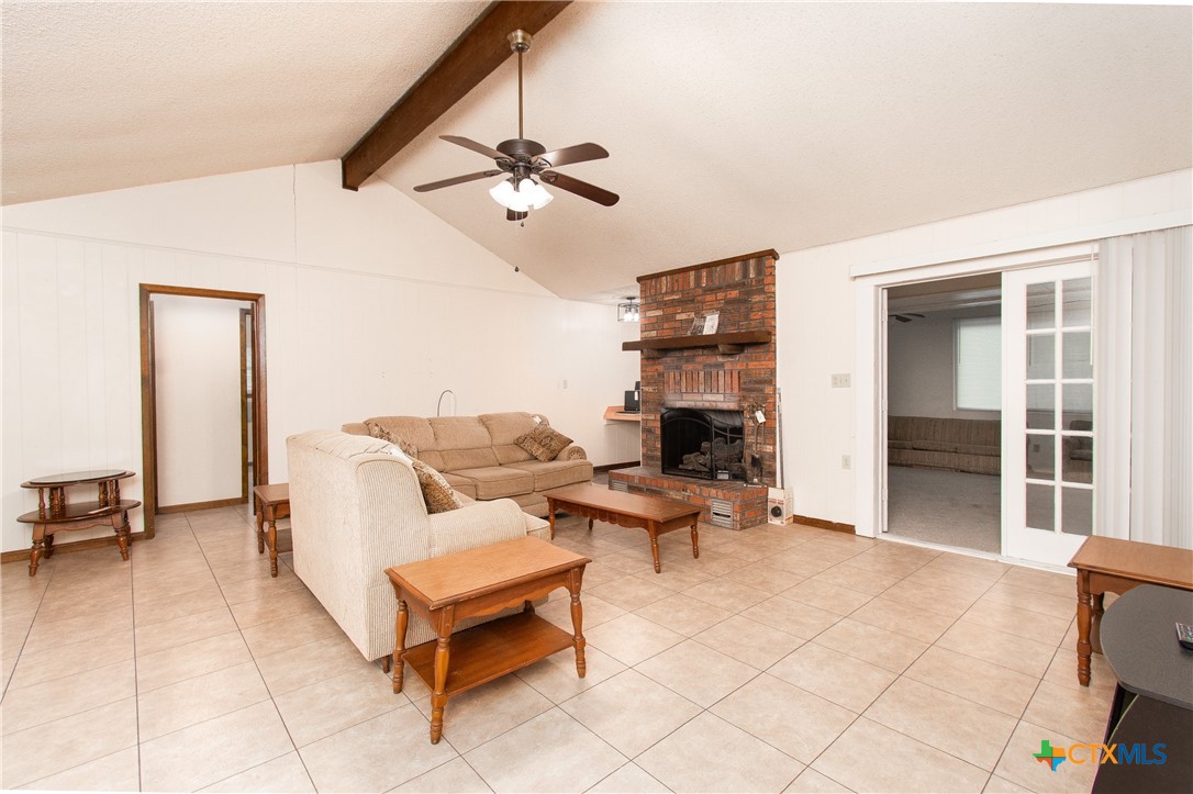 13302 Estate Trail Property Photo 2