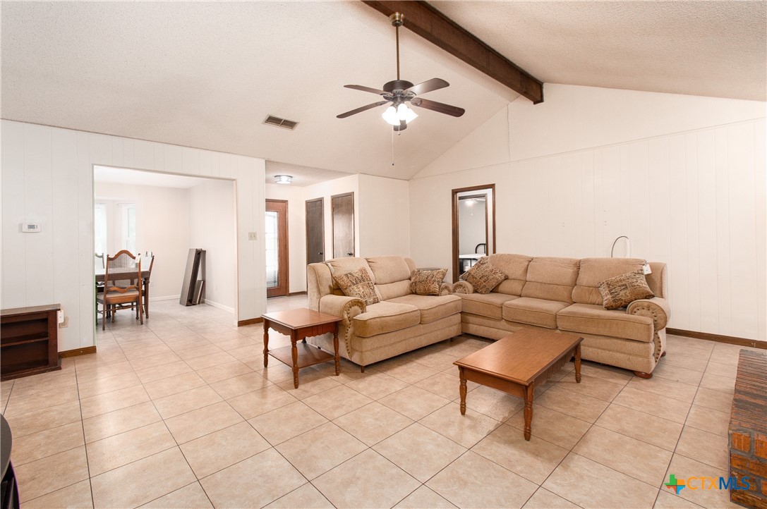 13302 Estate Trail Property Photo 3
