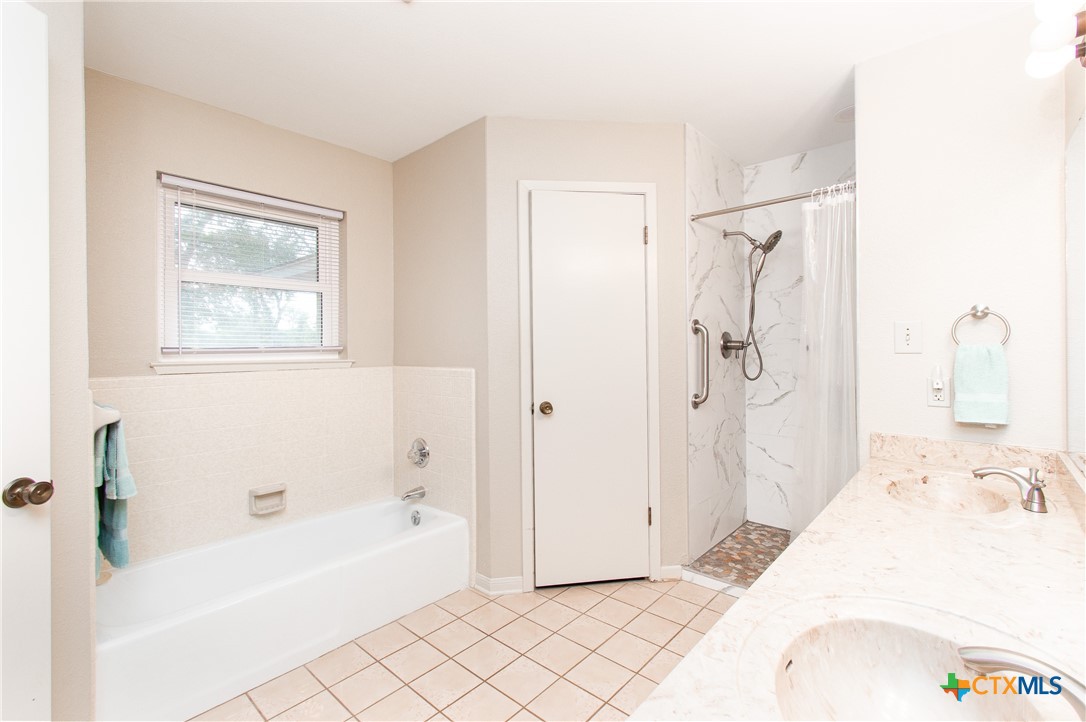 13302 Estate Trail Property Photo 17