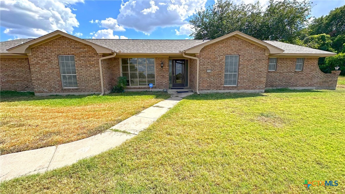 517 S Roy Reynolds Drive Property Photo 2