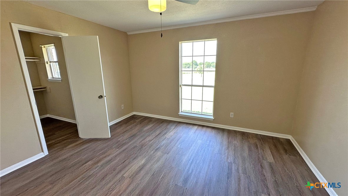 517 S Roy Reynolds Drive Property Photo 24