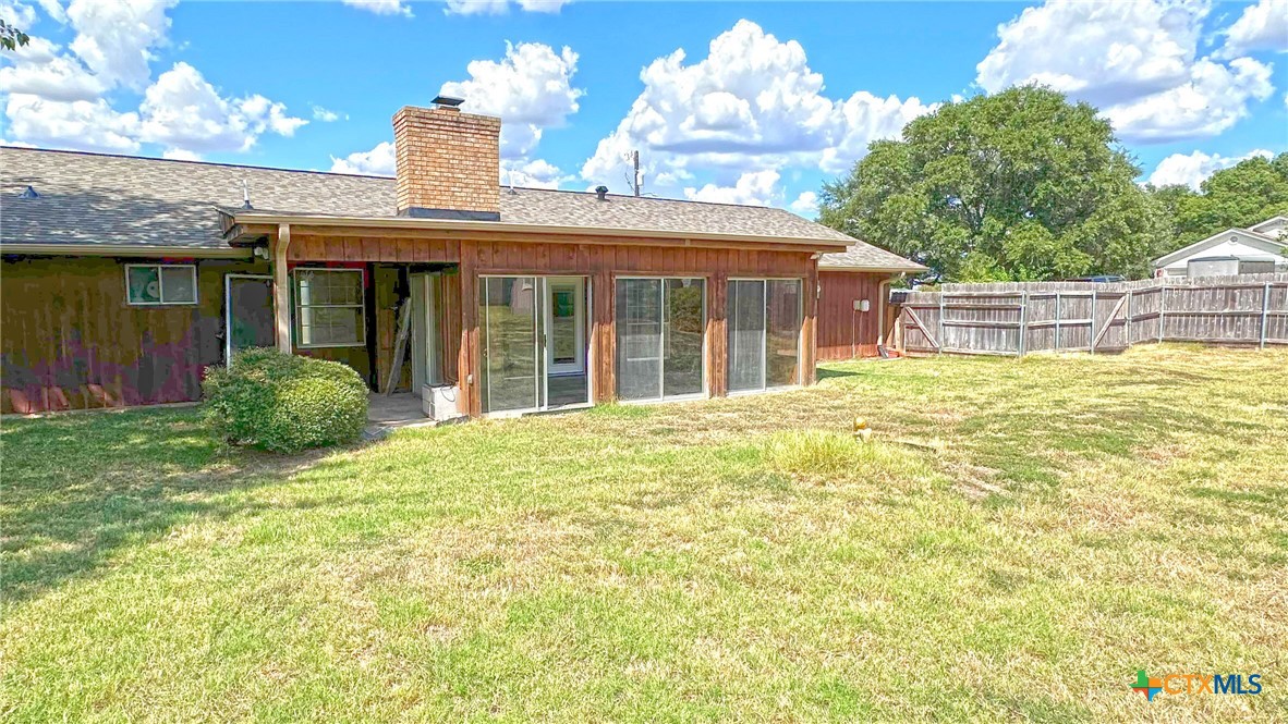 517 S Roy Reynolds Drive Property Photo 33