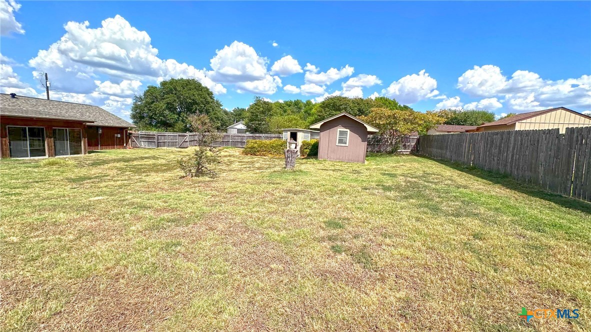 517 S Roy Reynolds Drive Property Photo 34