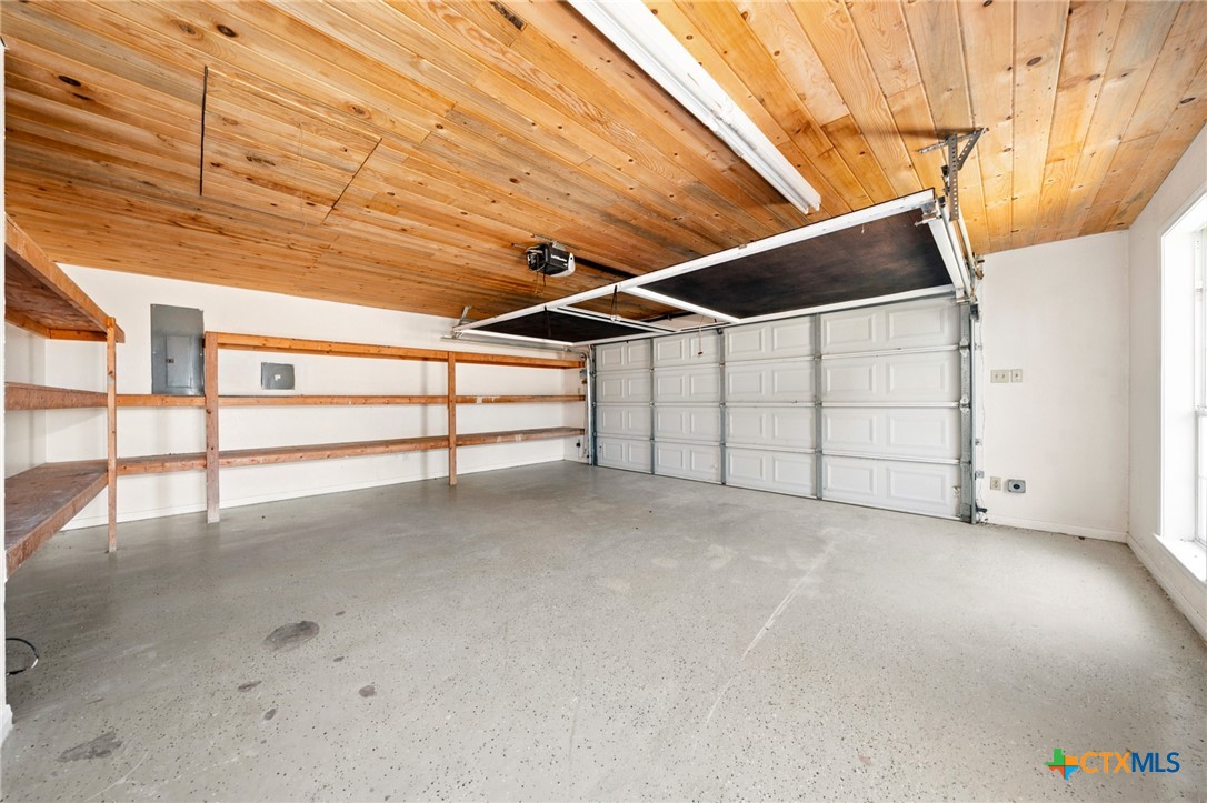 5112 Old Caufield Ranch Road Property Photo 11