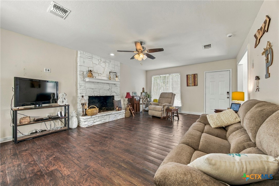 310 Park Village Lane Property Photo 3