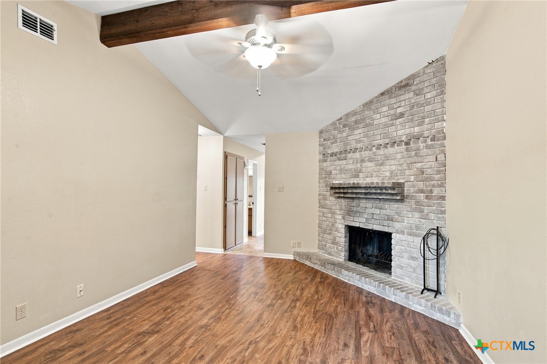 208 Versailles Street Property Photo 6