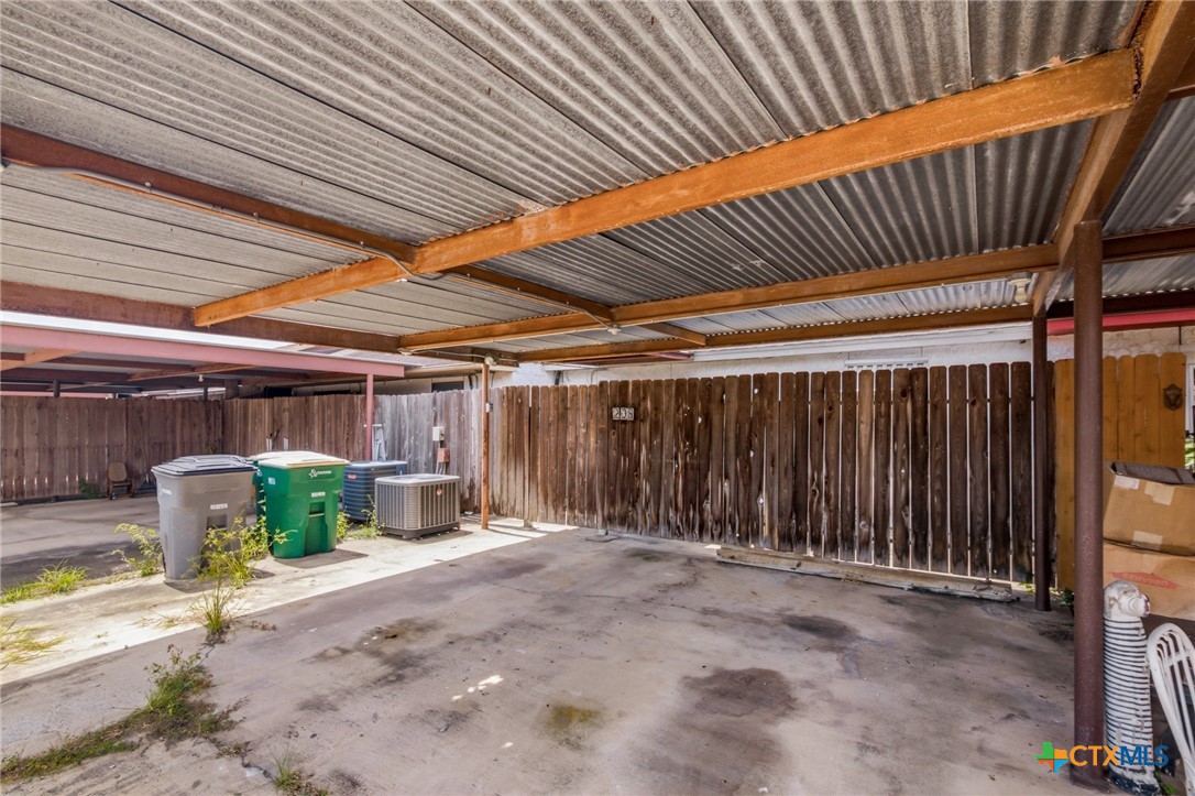 208 Versailles Street Property Photo 27