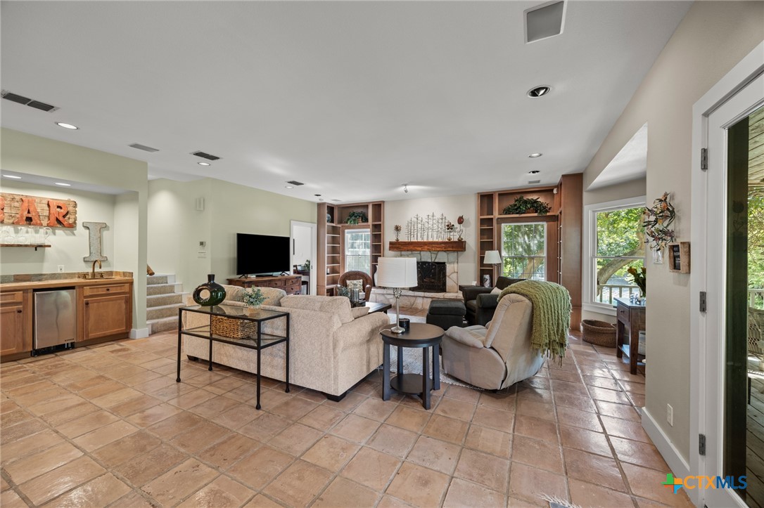70 Guada Coma Property Photo 7