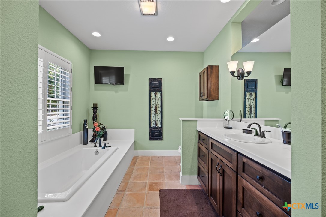 70 Guada Coma Property Photo 18