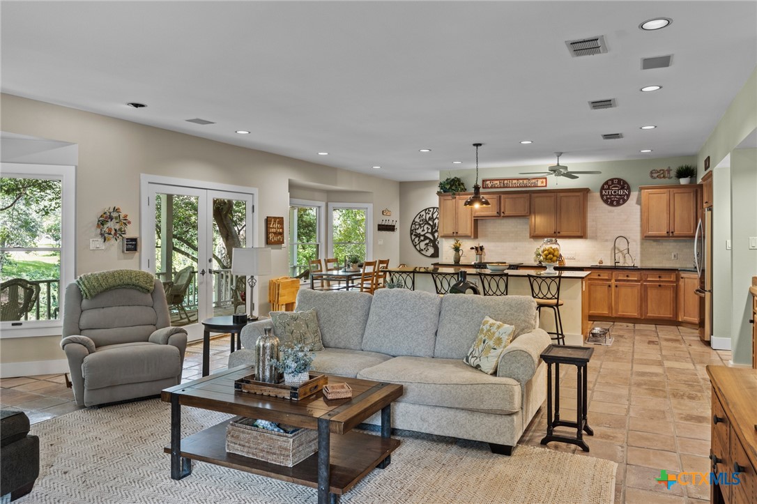 70 Guada Coma Property Photo 32