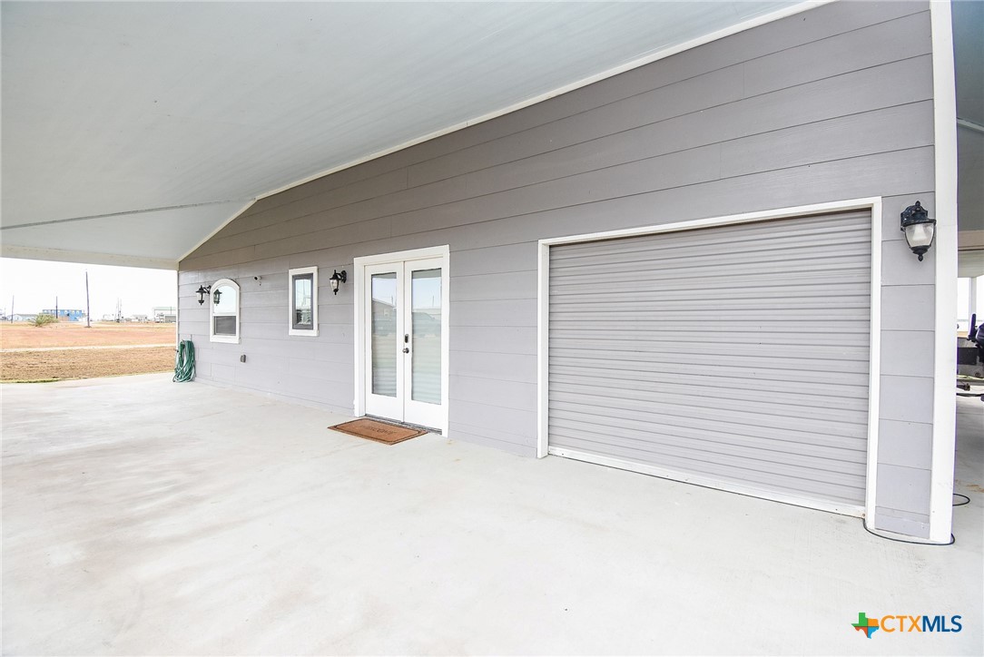965 Porpoise Drive Property Photo 9