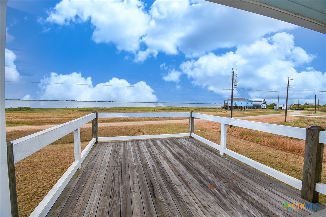 965 Porpoise Drive Property Photo 12