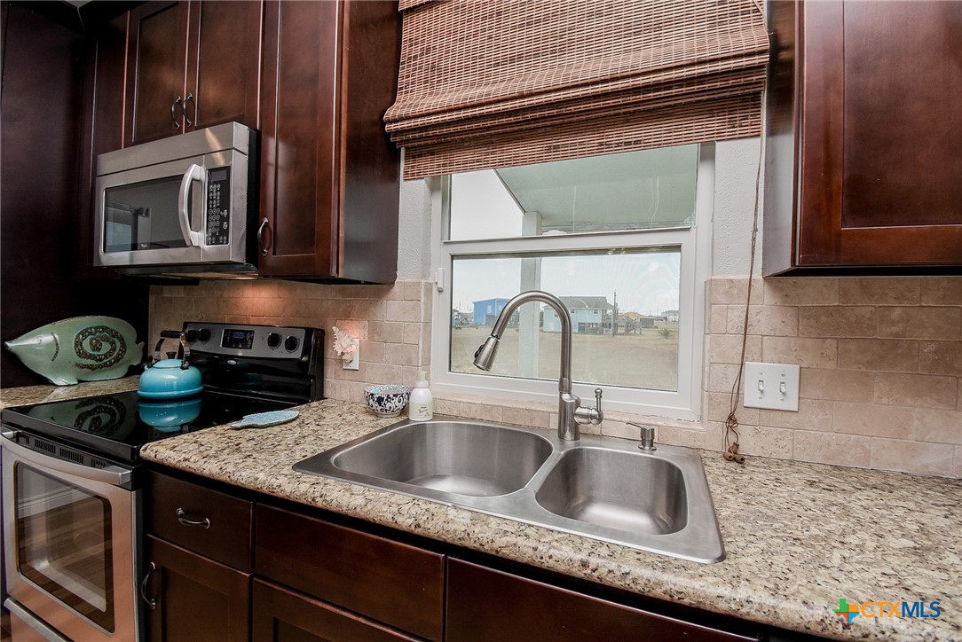 965 Porpoise Drive Property Photo 19