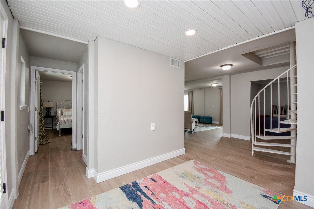 965 Porpoise Drive Property Photo 35