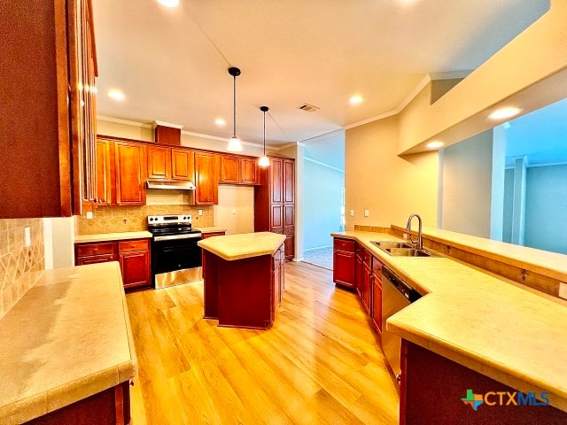 614 County Road 3220 Property Photo 6