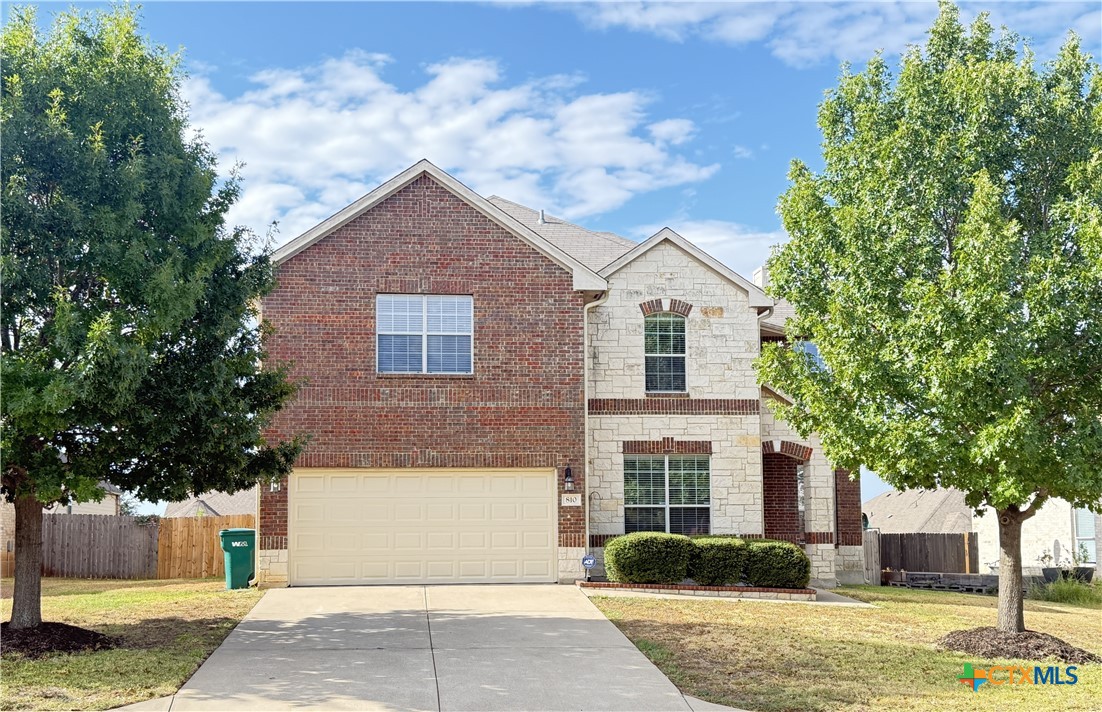810 Red Fern Drive Property Photo 1
