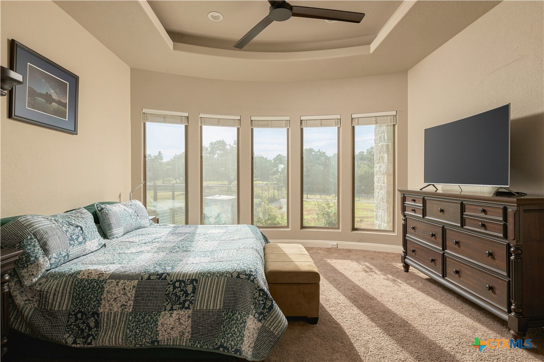 292 Canyon Glade Property Photo 15