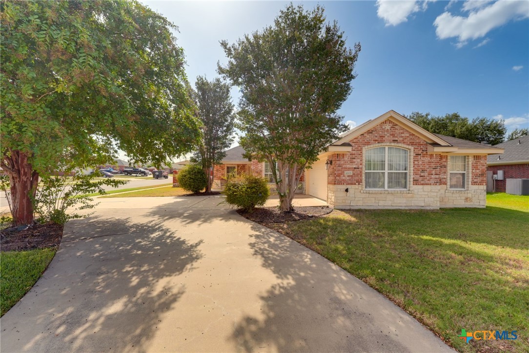 4801 Moose Ridge Court Property Photo 1