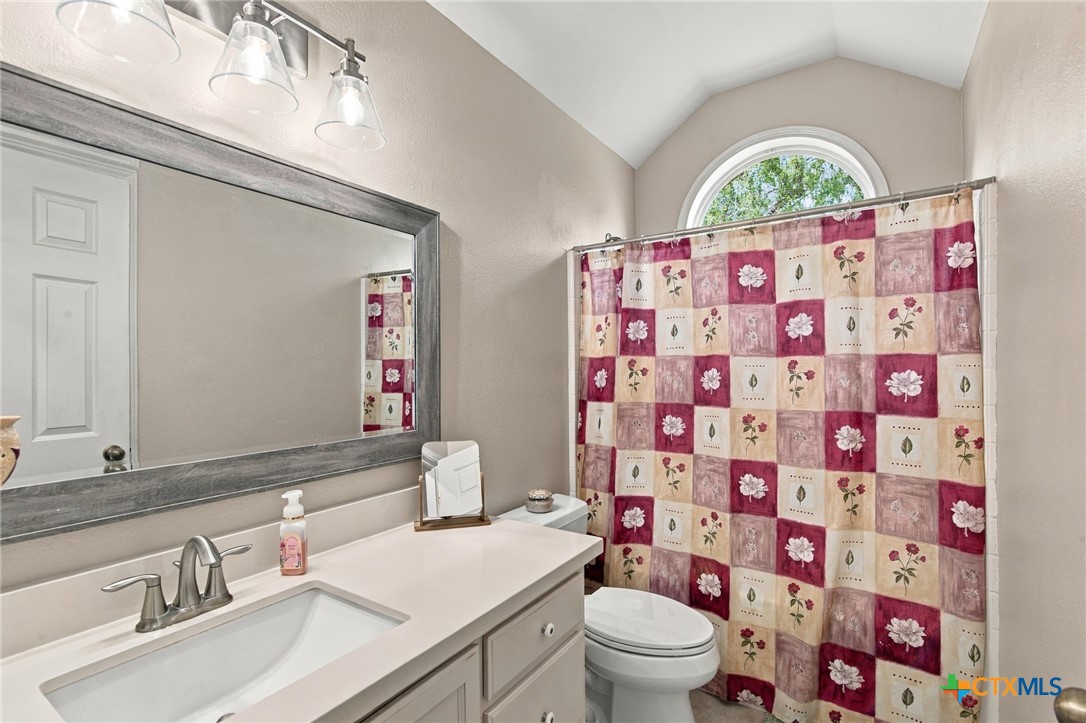 626 Basswood Street Property Photo 24