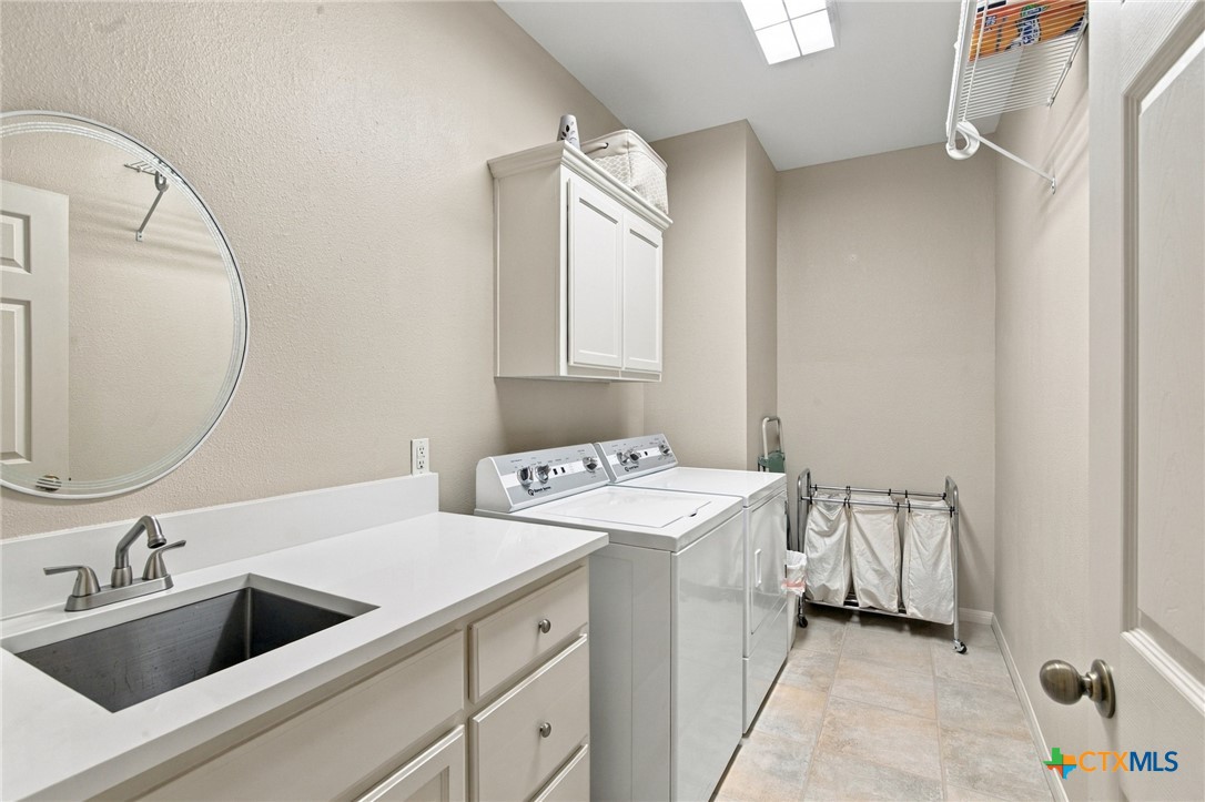 626 Basswood Street Property Photo 32