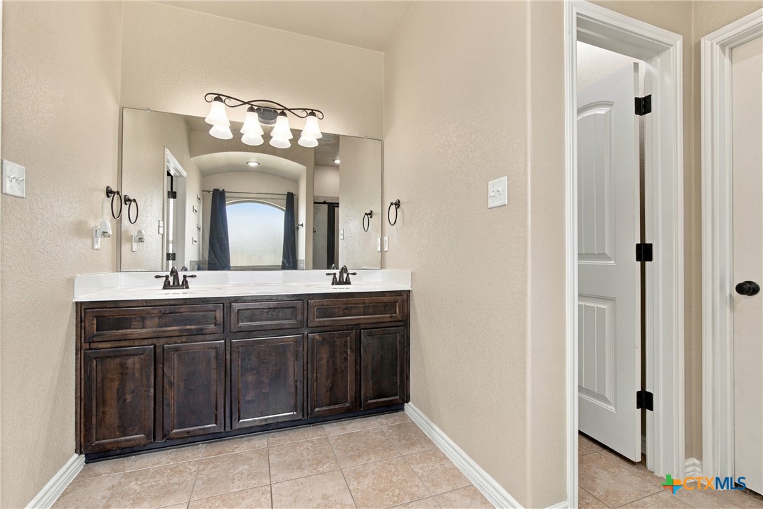 6212 New Castle Drive Property Photo 17