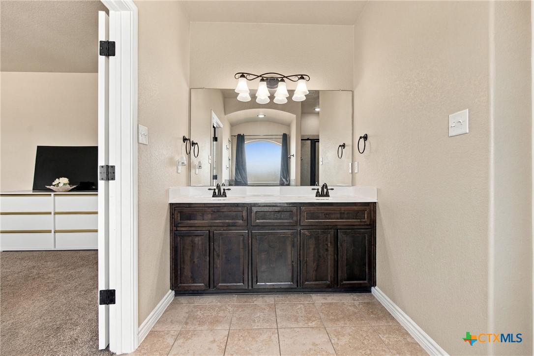 6212 New Castle Drive Property Photo 18
