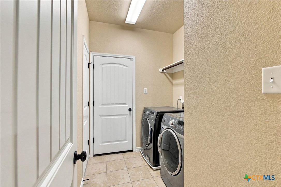 6212 New Castle Drive Property Photo 23