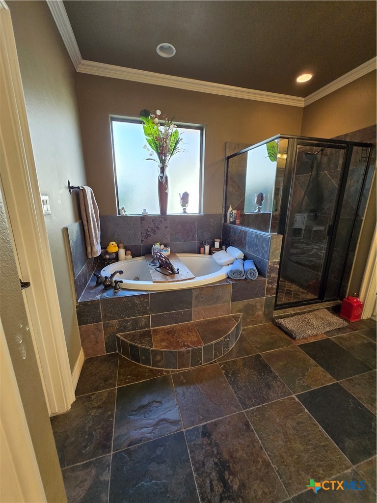 2319 Fox Glen Lane Property Photo 12