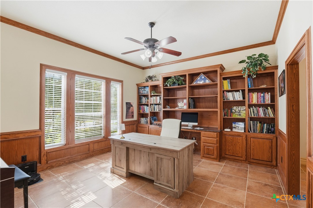 385 Green Park Drive Property Photo 11