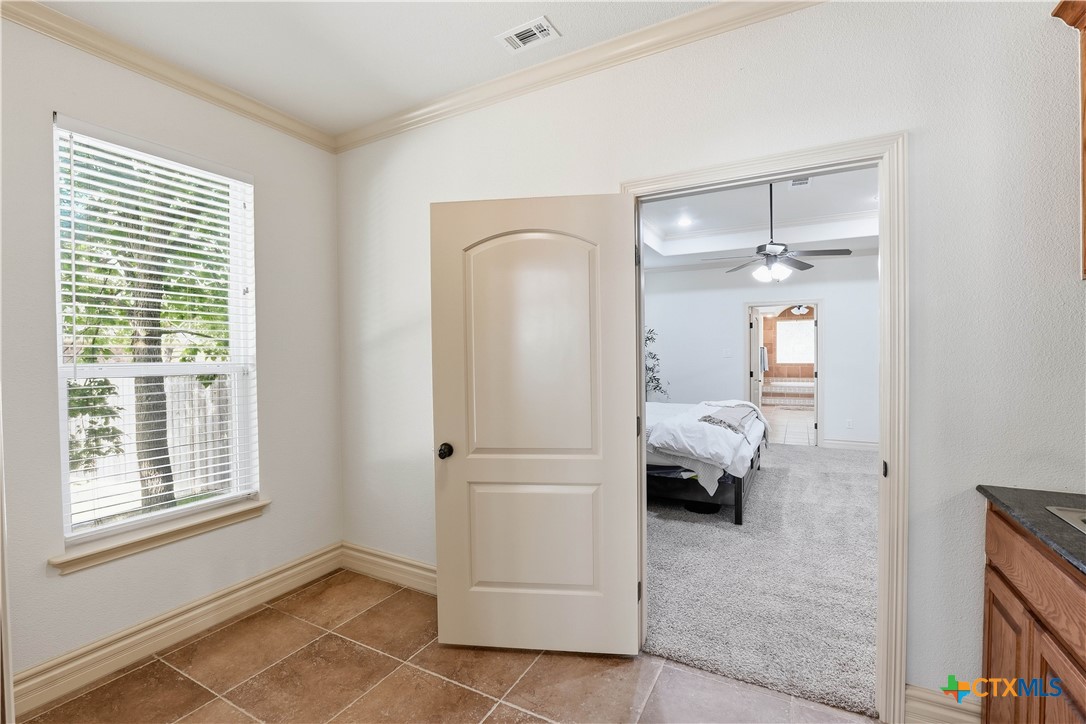 385 Green Park Drive Property Photo 13