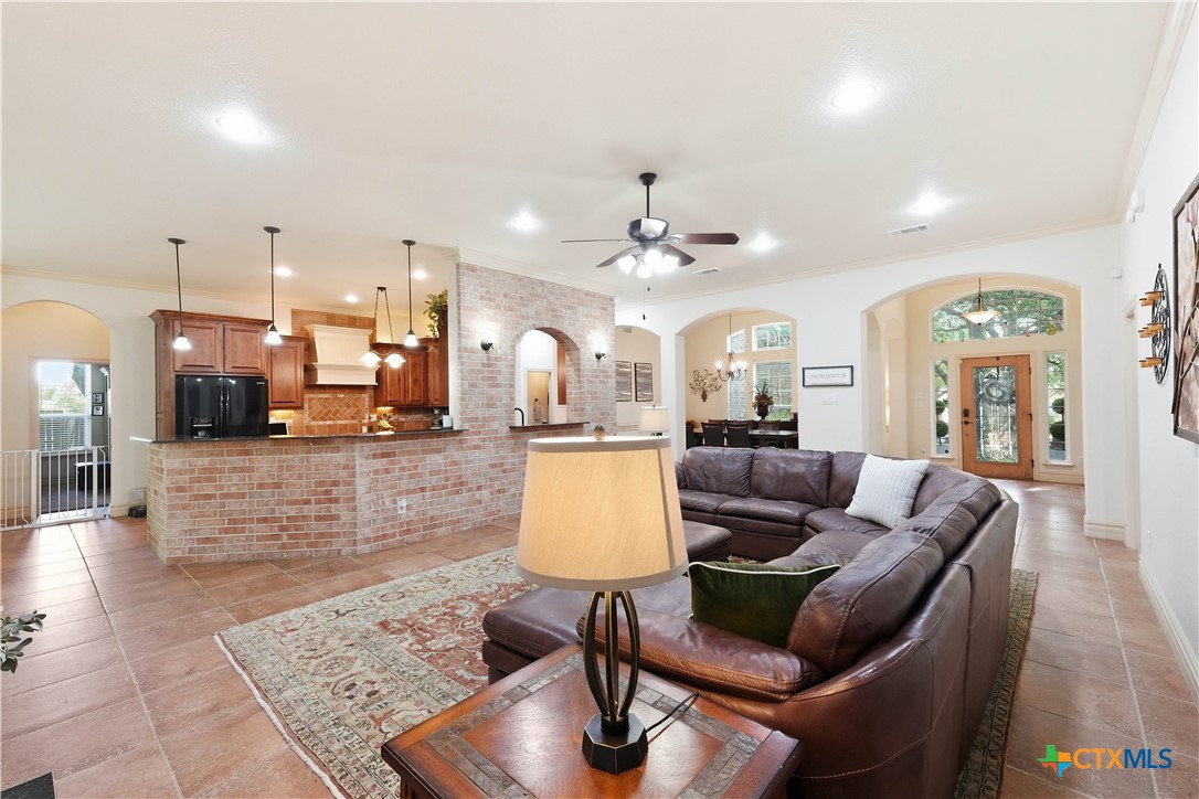 385 Green Park Drive Property Photo 17