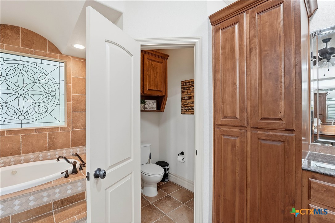 385 Green Park Drive Property Photo 32