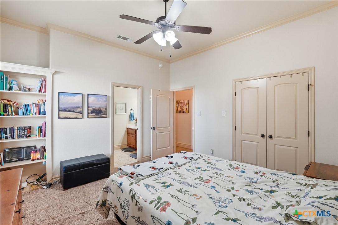 385 Green Park Drive Property Photo 35