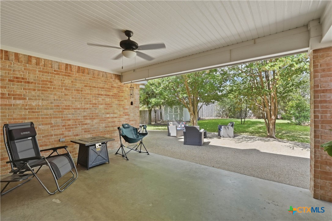 385 Green Park Drive Property Photo 45