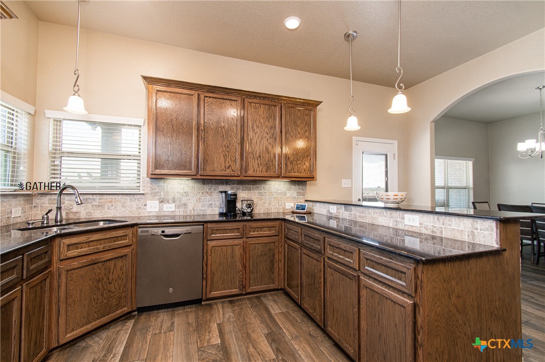 2029 Catkins Lane Property Photo 13