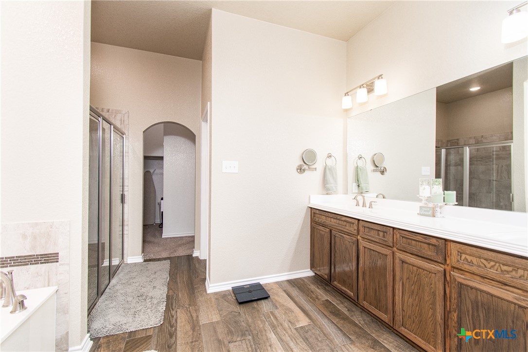 2029 Catkins Lane Property Photo 18