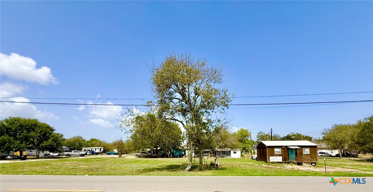 5730 Fm 616 Property Photo 2