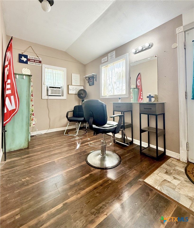 5730 Fm 616 Property Photo 6