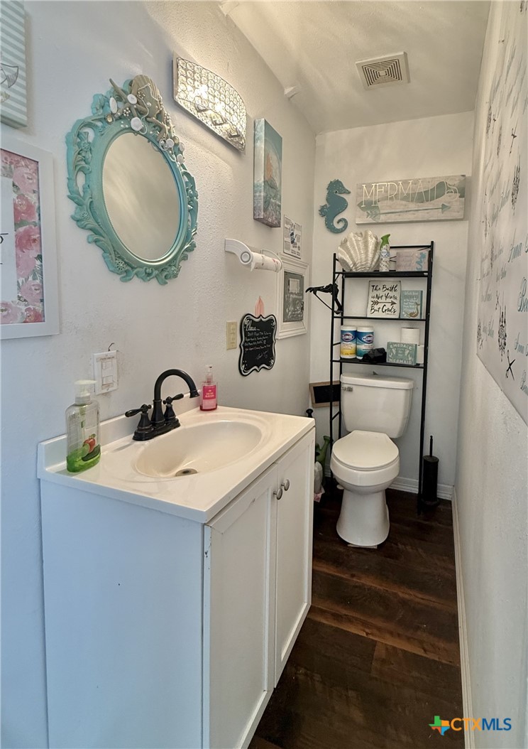 5730 Fm 616 Property Photo 11