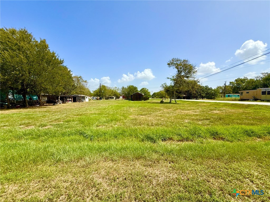 5730 Fm 616 Property Photo 14