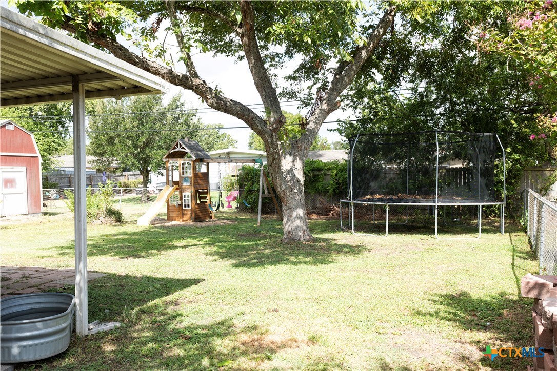 4801 Dahlia Lane Property Photo 17