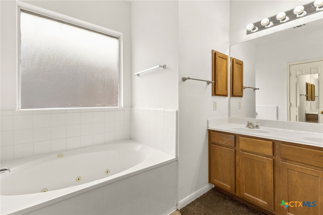 2067 Heaton Hall Drive Property Photo 11