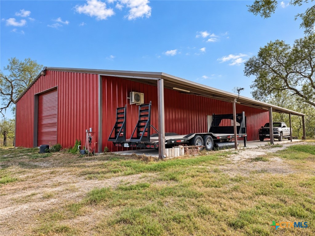 1320 Cr 388 Property Photo 5