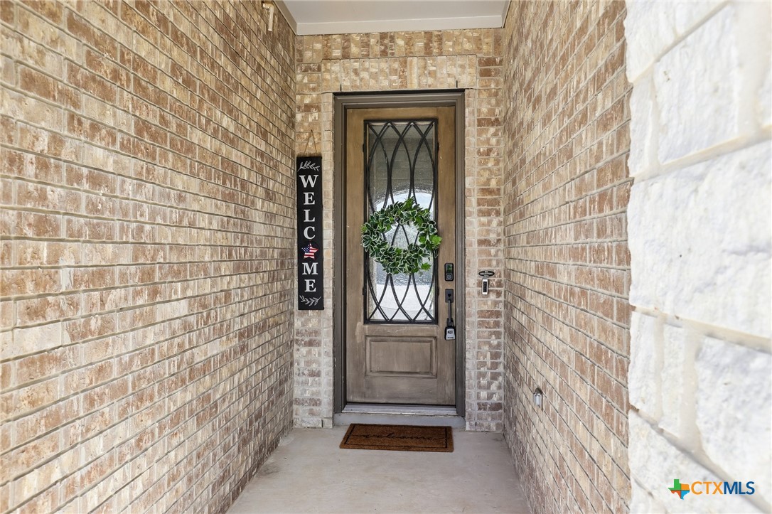 2282 Kiskadee Drive Property Photo 3