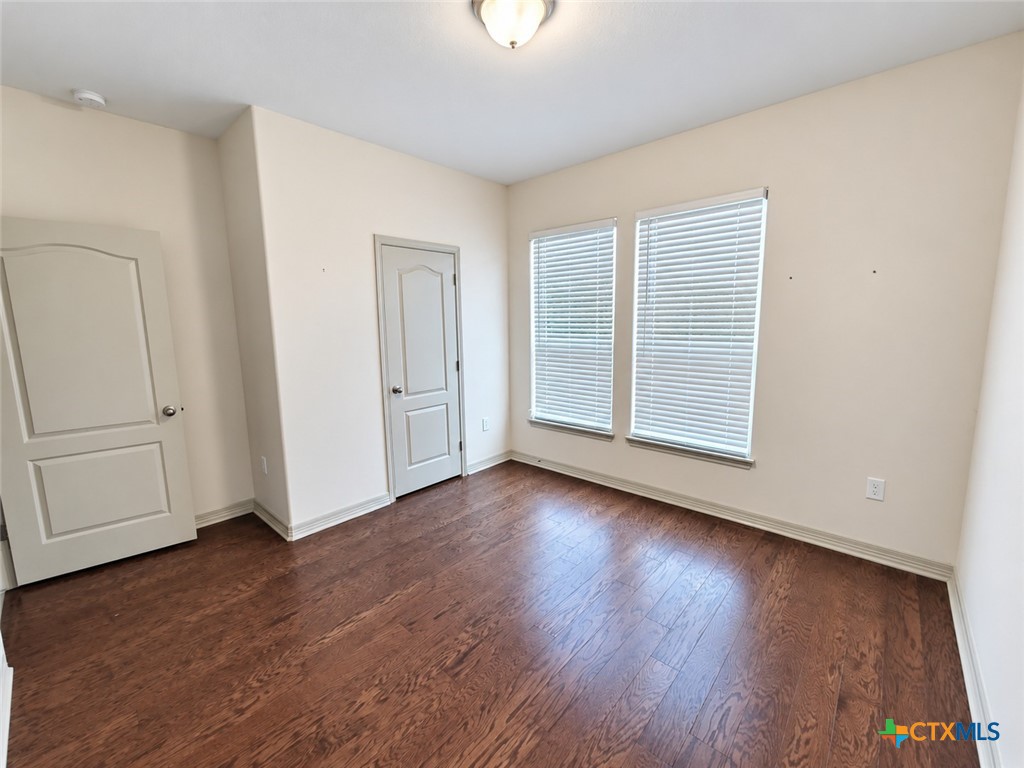 110 Alysheba Drive Property Photo 11