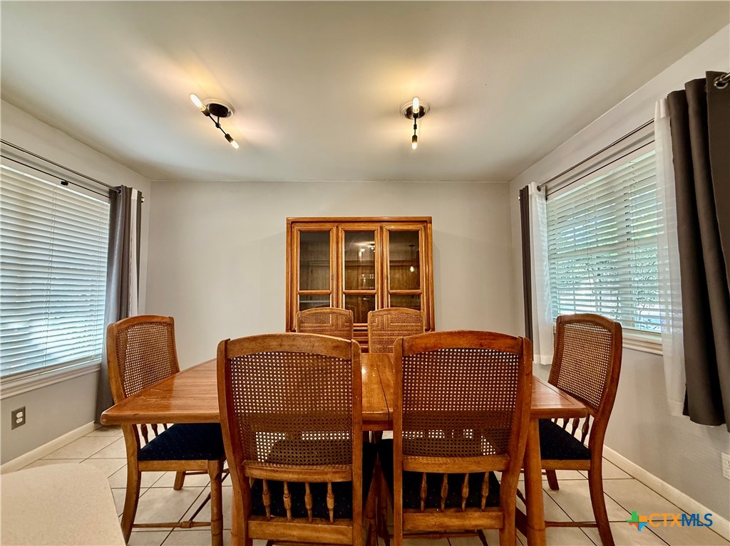 602 Newhaven Street Property Photo 10