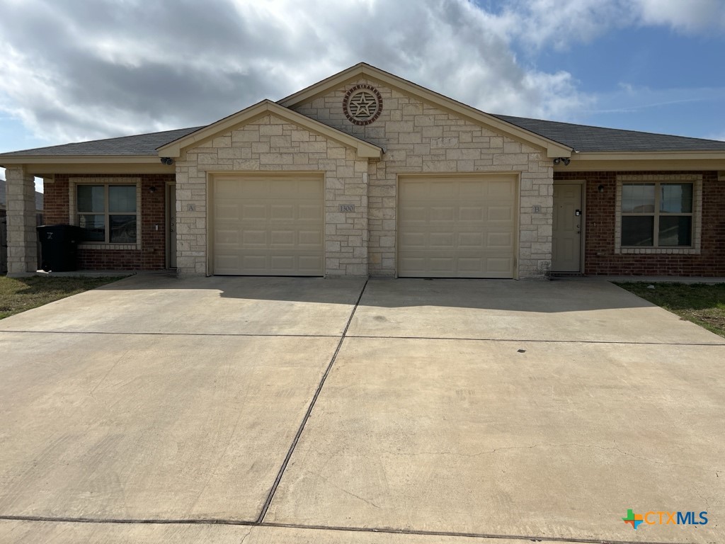 1300 Vanguard Lane A Property Photo 1